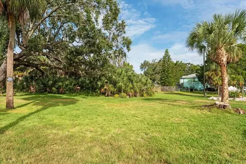 7601 Pier Rd, Port Richey, FL 34668