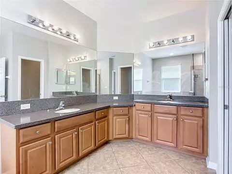 Bath - 11412 78th St E, Parrish, FL 34219 photo 1 of 7