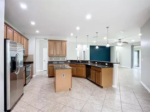 Kitchen - 11412 78th St E, Parrish, FL 34219 photo 3 of 6