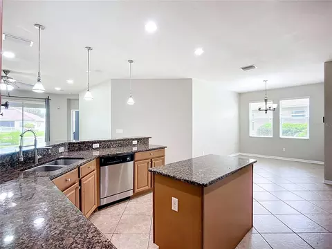 Kitchen - 11412 78th St E, Parrish, FL 34219 photo 5 of 6
