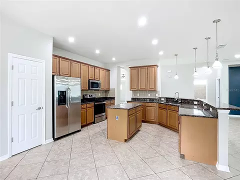 Kitchen - 11412 78th St E, Parrish, FL 34219 photo 4 of 6