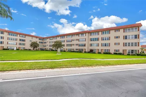 9950 62nd Ter N #209, Saint Petersburg, FL 33708