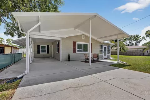 349 69th St N, Clearwater, FL 33764