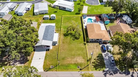 69 Th St N, Clearwater, FL 33764