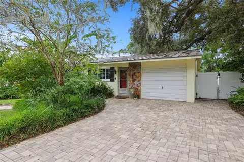 1004 7th St S, Safety Harbor, FL 34695