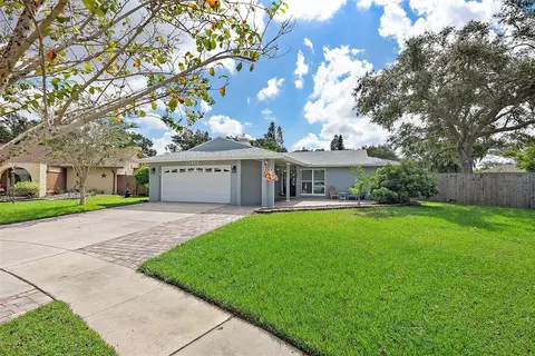 13402 Cordova Dr, Largo, FL 33774