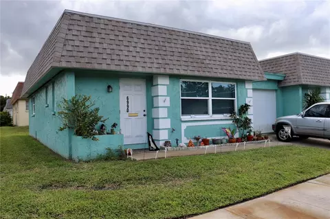 6990 Versailles N #6990, Pinellas Park, FL 33781