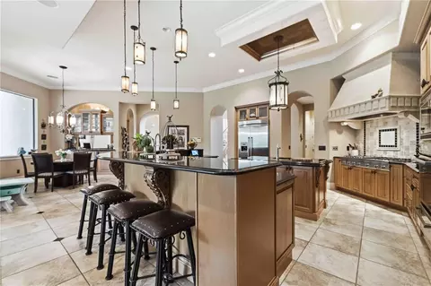 Kitchen - 16220 Ternglade Dr, Lithia, FL 33547 photo 5 of 7