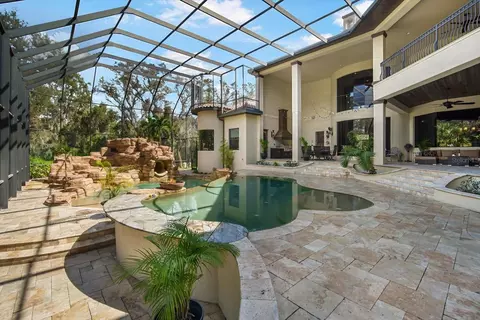 Exterior - 16220 Ternglade Dr, Lithia, FL 33547 photo 4 of 27