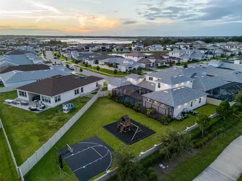 8714 Drummer Plank Dr, Wesley Chapel, FL 33545