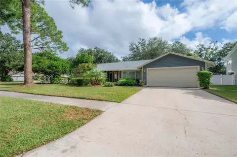 3341 Foxridge Cir, Tampa, FL 33618