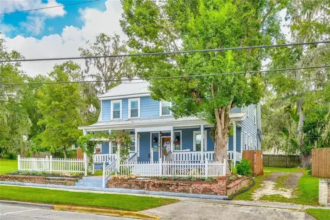 201 S Main St, Brooksville, FL 34601