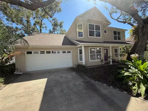 2305 63rd St W, Bradenton, FL 34209