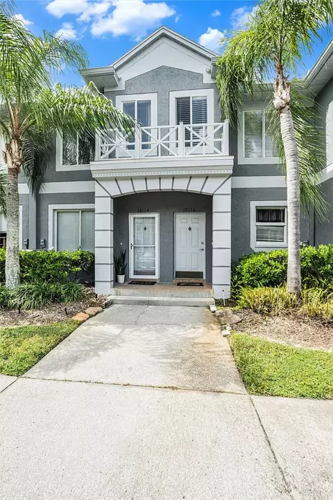 18114 Paradise Point Dr, Tampa, FL 33647