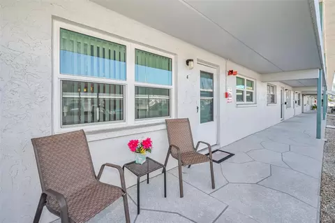 5297 81st Ln N #4, Saint Petersburg, FL 33709