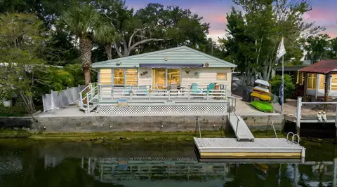 5312 Circle Dr, Weeki Wachee, FL 34607 photo 1