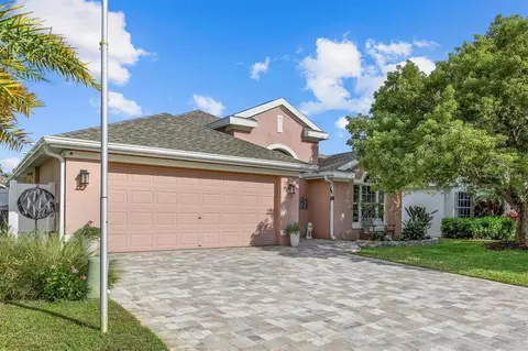 2718 Dolphin Watch Ct, Holiday, FL 34691