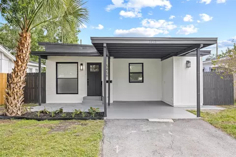 5458 8th Ave N, Saint Petersburg, FL 33710
