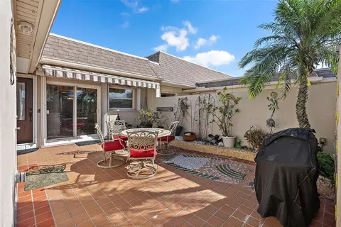 325 Boca Ciega Point Blvd, Saint Petersburg, FL 33708