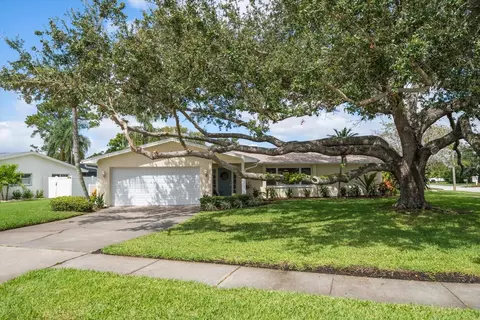 2132 Sandpiper Dr, Clearwater, FL 33764