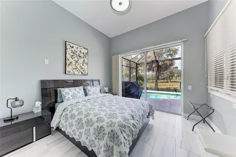 Bedroom - 5122 87th Ct E, Bradenton, FL 34211 photo 8 of 10