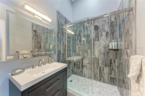 Bath - 5122 87th Ct E, Bradenton, FL 34211 photo 5 of 5
