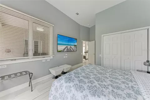 Bedroom - 5122 87th Ct E, Bradenton, FL 34211 photo 10 of 10