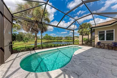 Exterior - 5122 87th Ct E, Bradenton, FL 34211 photo 6 of 12