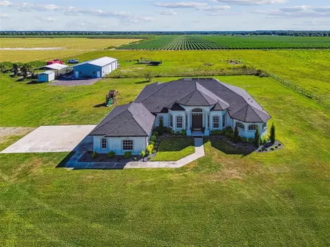 15639 Seth Country Ln, Wimauma, FL 33598