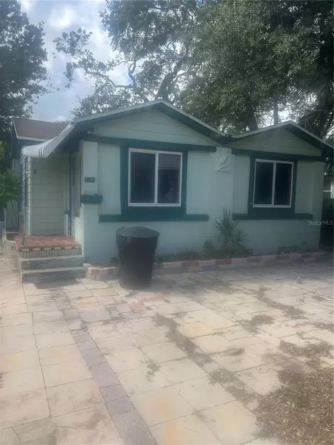 1617 43rd St S, Saint Petersburg, FL 33711