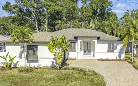 1235 50th Ave N, Saint Petersburg, FL 33703