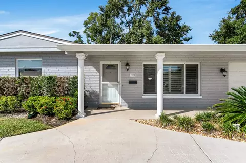 2290 60th Way N, Saint Petersburg, FL 33710