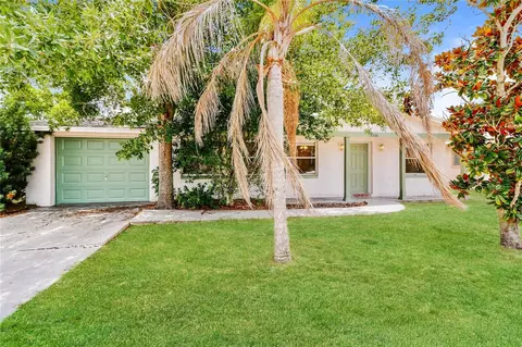 3336 Nixon Rd, Holiday, FL 34691