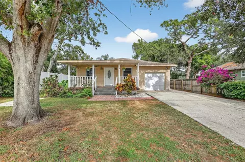 6220 W Thorpe St, Tampa, FL 33611