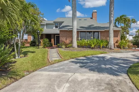 769 Kingston Ct, Apollo Beach, FL 33572