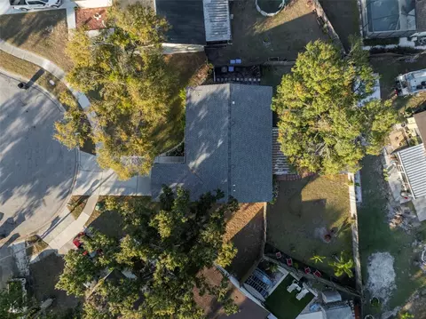 View/Area - 11305 Silverleaf Ct, Riverview, FL 33579 photo 3 of 4