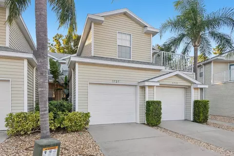 1727 Hammocks Ave #BLDG 16, Lutz, FL 33549