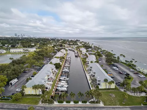 4924 Beach Dr SE #F, Saint Petersburg, FL 33705