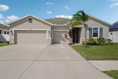 13417 Lakeview Oaks Ln, Riverview, FL 33579