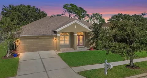 5602 Riva Ridge Dr, Wesley Chapel, FL 33544
