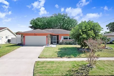 16038 Tree Line Dr, Hudson, FL 34667