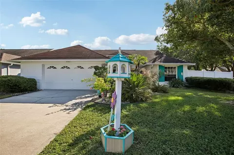 1424 Ridge Shore Dr, Tarpon Springs, FL 34689