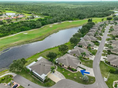 2049 Acadia Greens Dr, Sun City Center, FL 33573