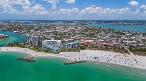 680 71st Ave #11, Saint Pete Beach, FL 33706