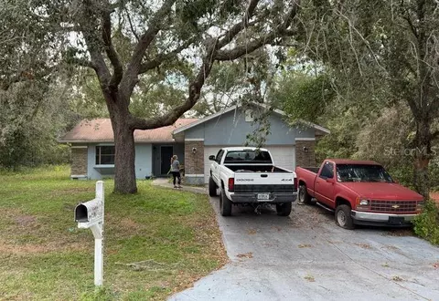 1521 W Saint Elizabeth Pl, Citrus Springs, FL 34434