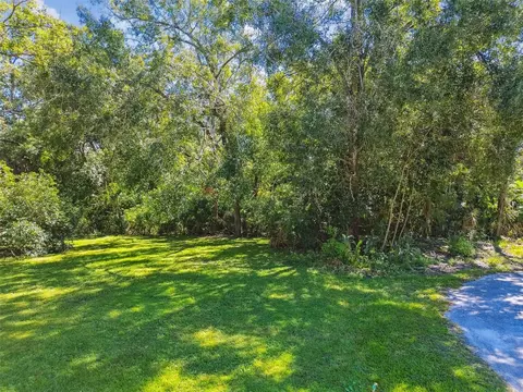 5026 Muellers Ln, Safety Harbor, FL 34695