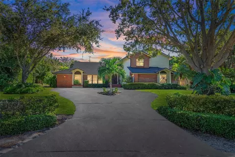 2371 Landings Cir, Bradenton, FL 34209