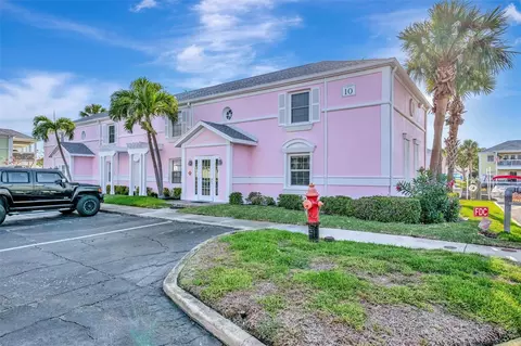 4827 Coquina Key Dr SE #B, Saint Petersburg, FL 33705