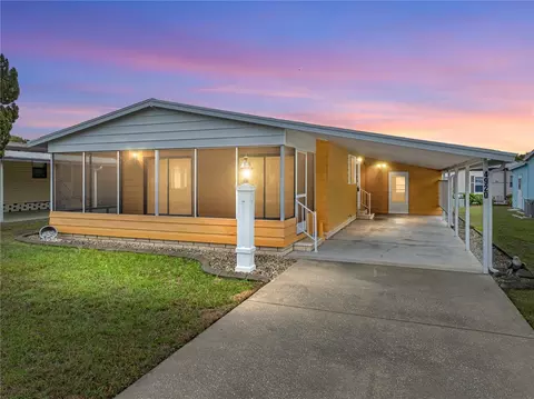 4920 Blanco Dr, Zephyrhills, FL 33541