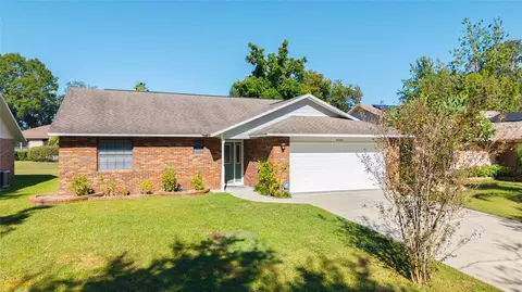 6549 Foxmoor Dr, Zephyrhills, FL 33542